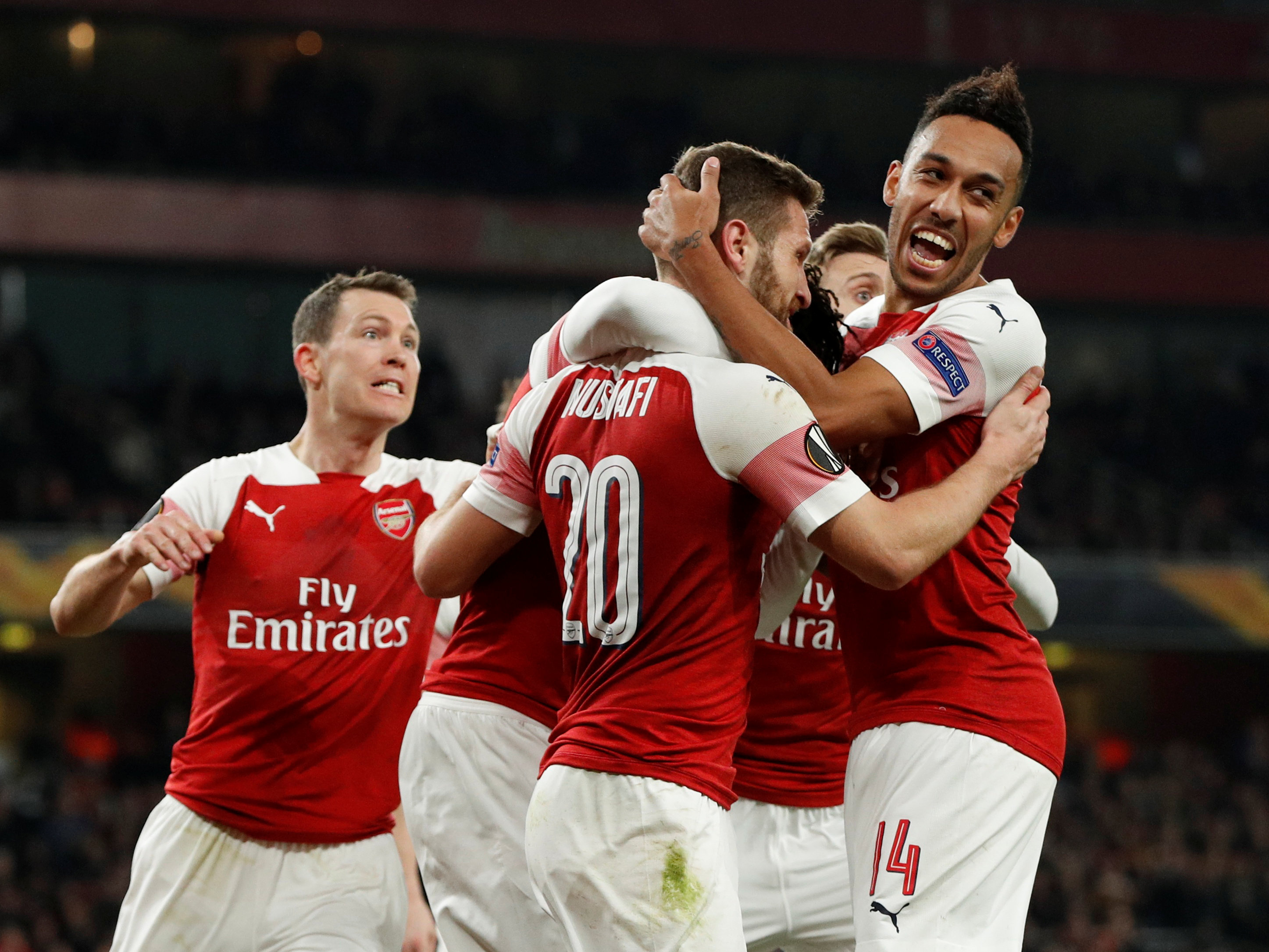 记者：伯恩茅斯已为37岁前热刺门将福斯特完成注册